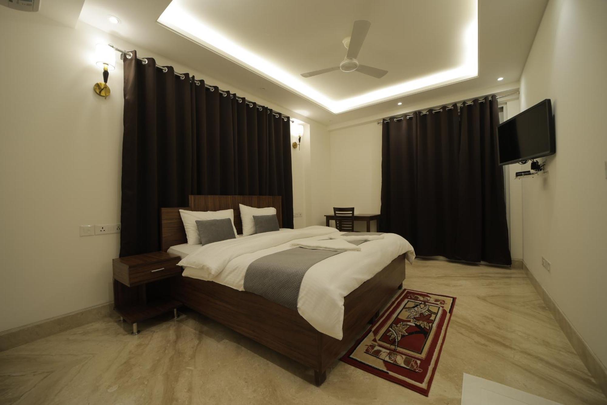 Bed and Breakfast Under My Roof Superio Neu-Delhi Exterior foto