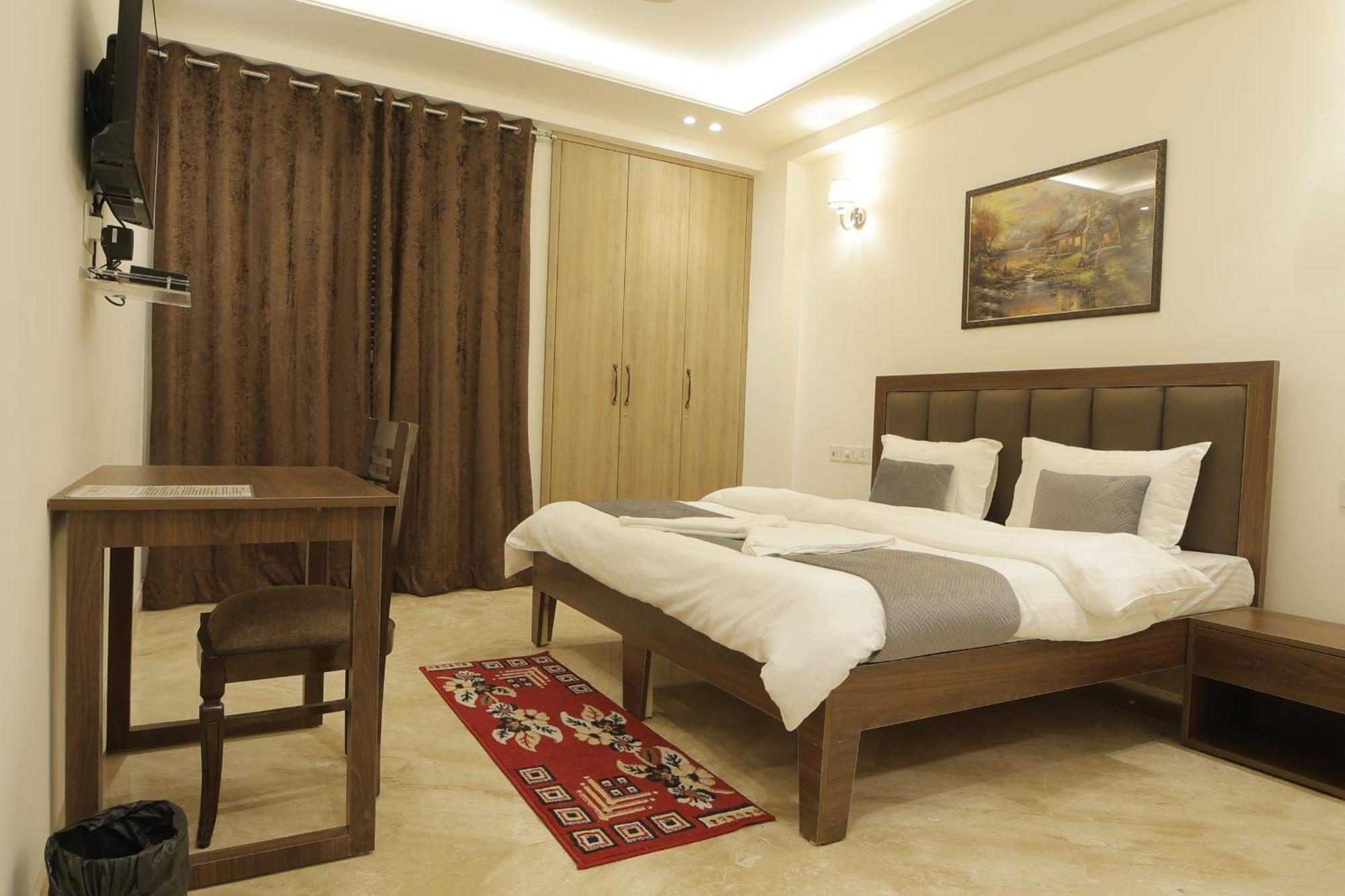 Bed and Breakfast Under My Roof Superio Neu-Delhi Exterior foto